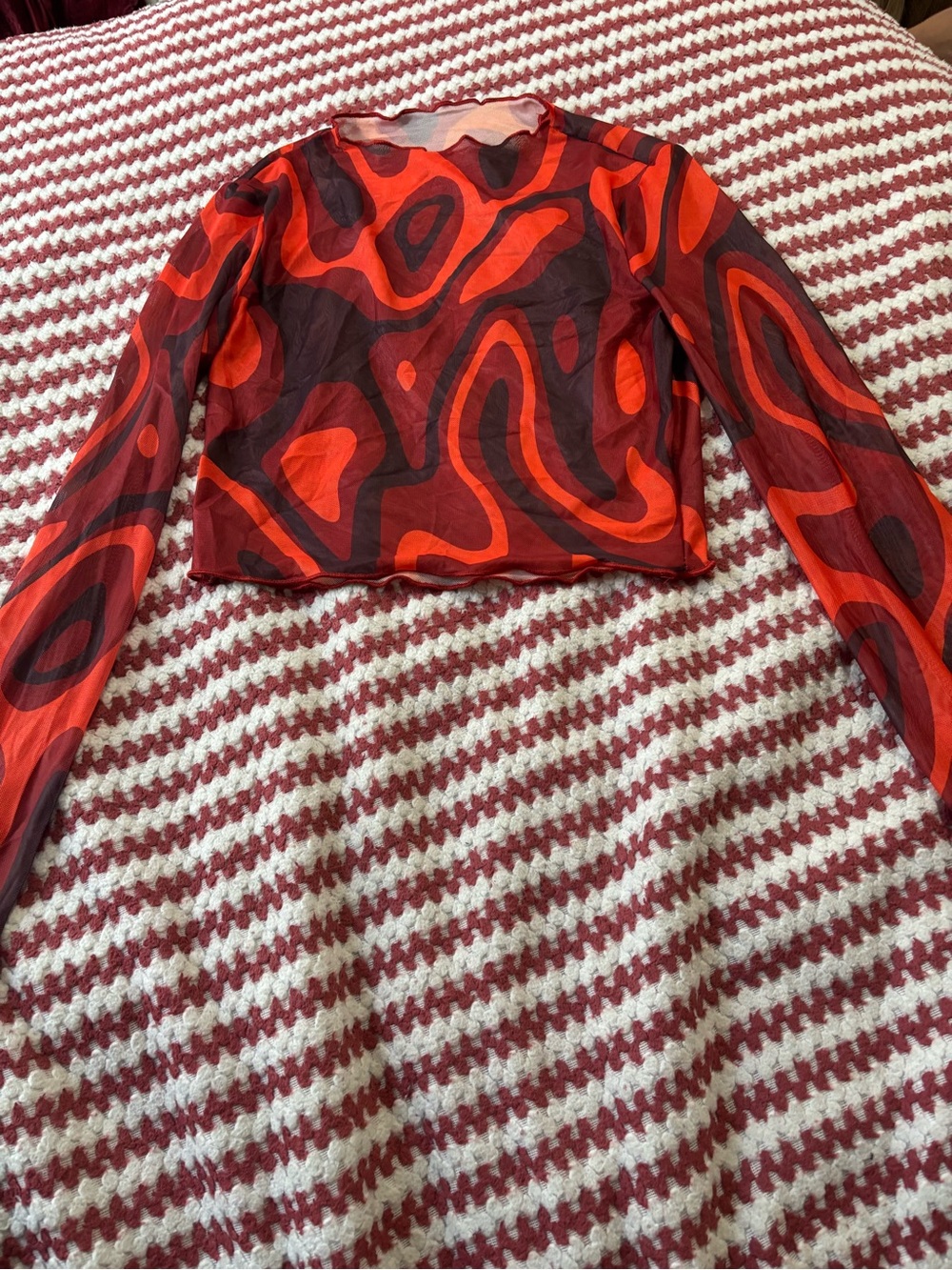 Abstract Red & Burgundy Mesh Long-Sleeve Crop Top